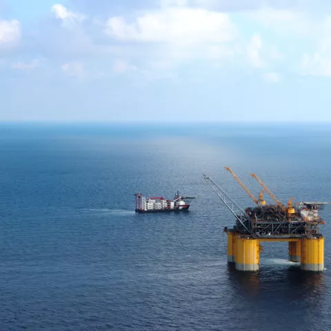 BSEE Works to Prevent Unnecessary Stranding of Offshore Oil and Natural Gas BSEE Works to Prevent Unnecessary Stranding of Offshore Oil and Natural Gas