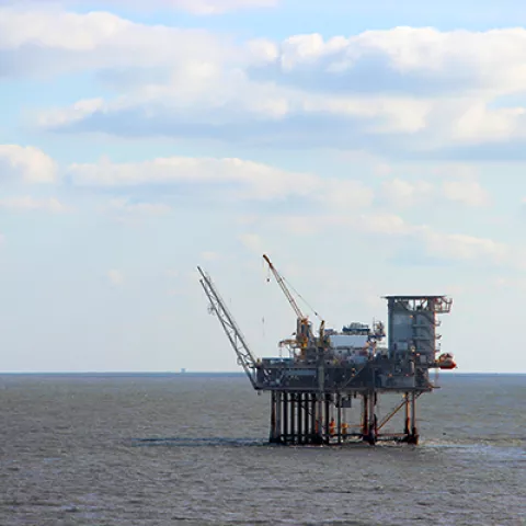 Offshore oil and gas platform