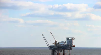 Offshore oil and gas platform